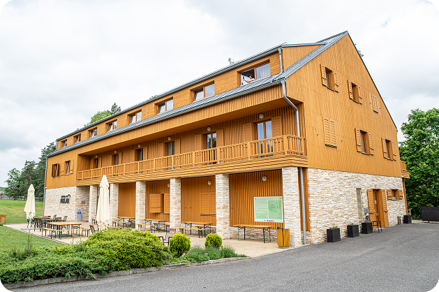 Hotel Relax Vrchbělá – exteriér